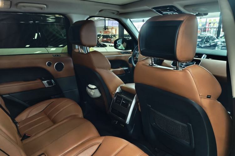 Used Land Rover Range Sport 2015 3.0 SC V6 HSE DYNAMIC Interior 8