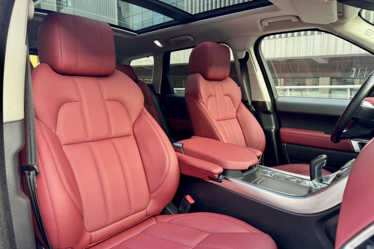 Used Land Rover Range Sport 2015 3.0 SC V6 HSE DYNAMIC Interior 8