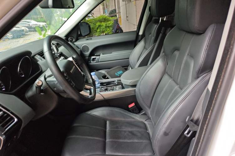 Used Land Rover Range Sport 2015 3.0 SC V6 HSE Left Front Seat