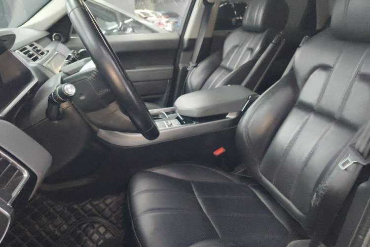 Used Land Rover Range Sport 2015 3.0 SC V6 HSE Left Front Seat