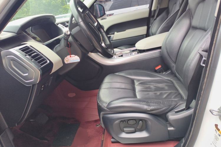 Used Land Rover Range Sport 2015 3.0 SC V6 HSE Left Front Seat