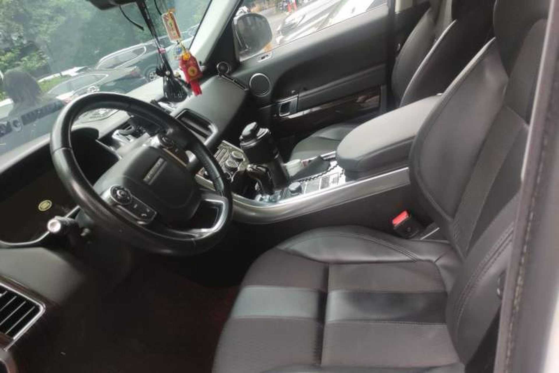 Used Land Rover Range Sport  Left Front Seat