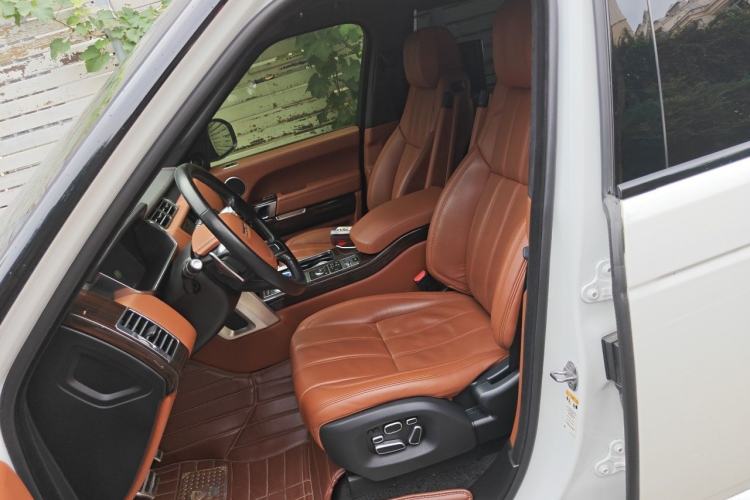 Used Land Rover Range Sport  Left Front Seat