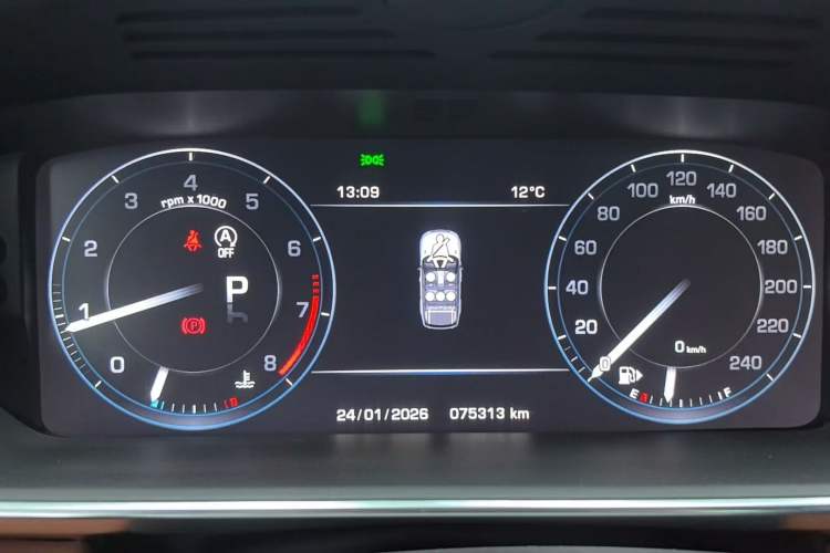 Used Land Rover Range Sport 2015 3.0 SC V6 HSE DYNAMIC Odometer Close Up