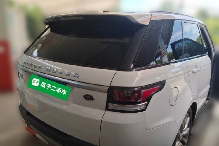 Used Land Rover Range Sport 2015 3.0 SC V6 HSE Rear Right 45 Deg