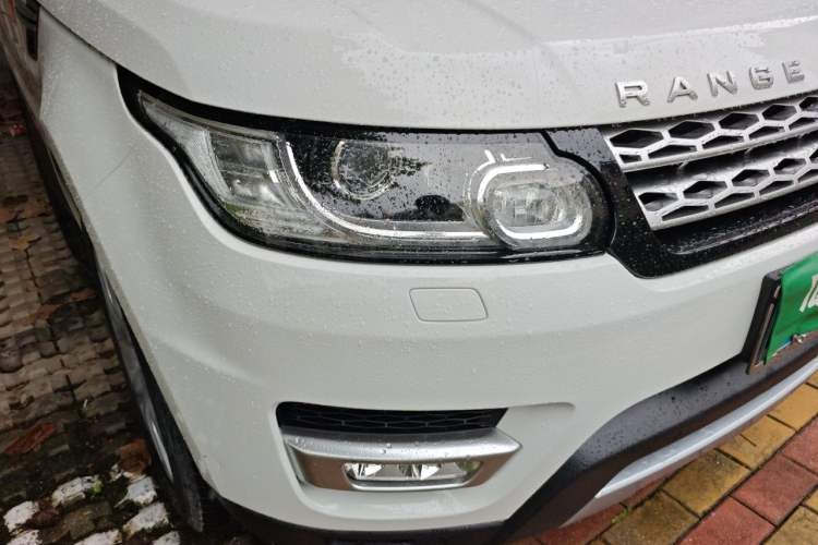 Used Land Rover Range Sport 2015 3.0 SC V6 HSE Right Front Headlight