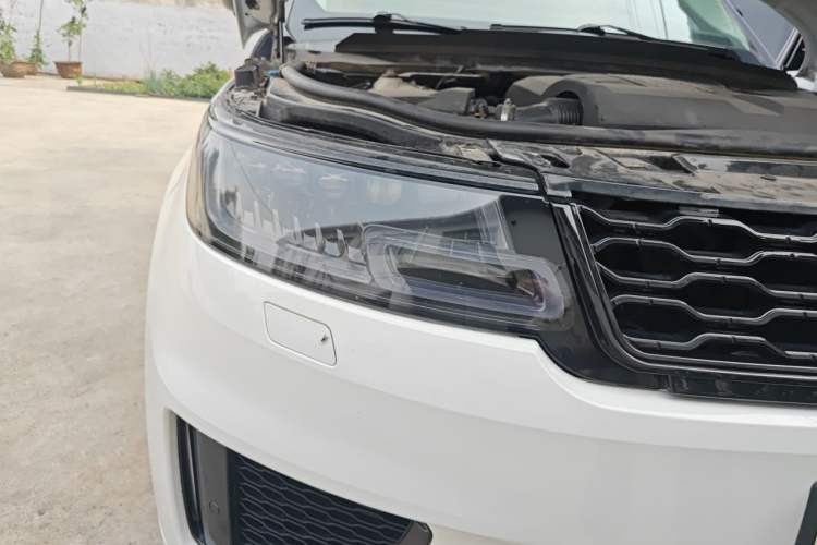 Used Land Rover Range Sport 2015 3.0 SC V6 HSE DYNAMIC Right Front Headlight