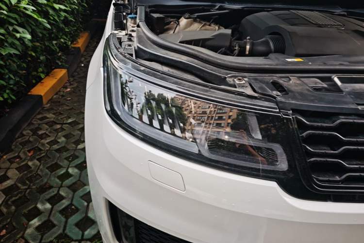 Used Land Rover Range Sport 2015 3.0 SC V6 HSE Right Front Headlight