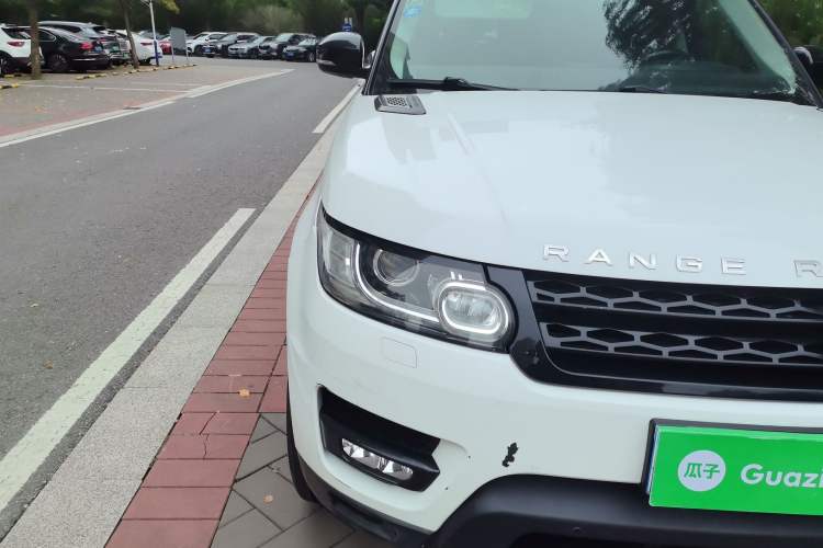 Used Land Rover Range Sport 2015 3.0 SC V6 HSE DYNAMIC Right Front Headlight