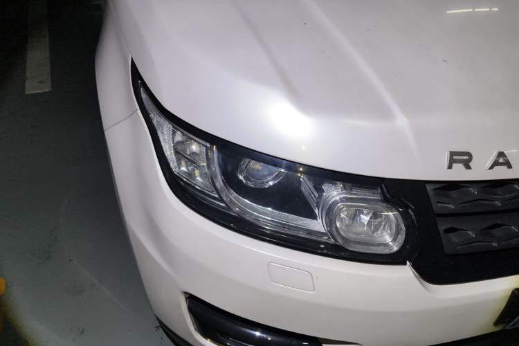 Used Land Rover Range Sport 2015 3.0 SDV6 HSE Right Front Headlight