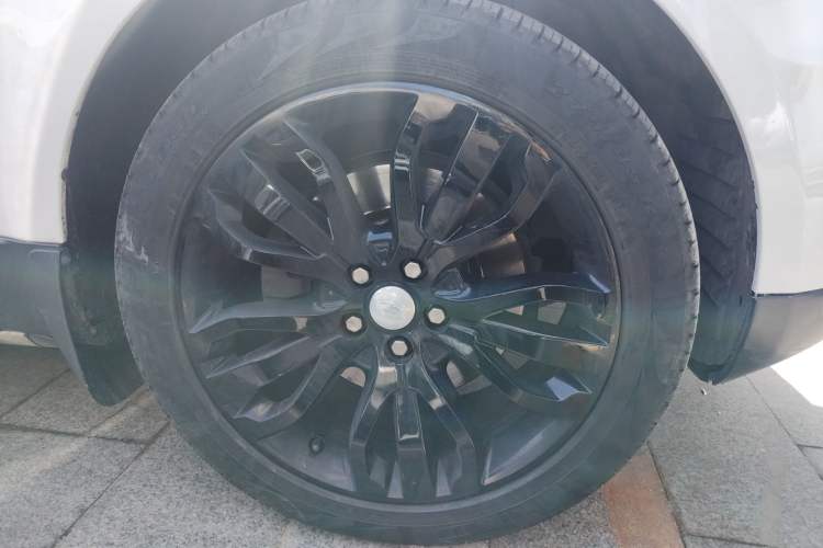 Used Land Rover Range Sport 2015 3.0 SC V6 HSE DYNAMIC Right Front Wheel Hub