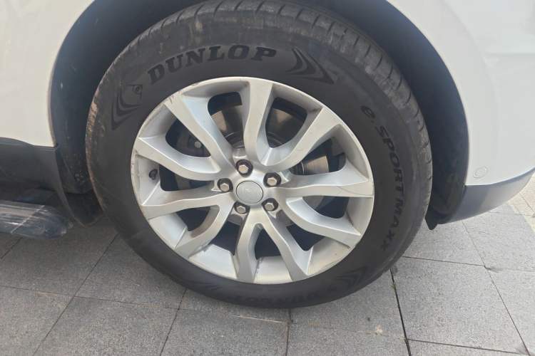 Used Land Rover Range Sport 2015 3.0 SC V6 HSE Right Front Wheel Hub
