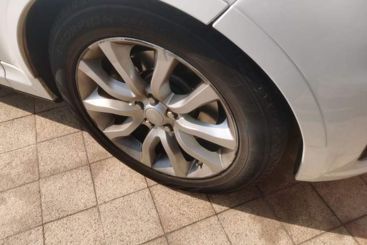 Used Land Rover Range Sport 2015 3.0 SC V6 HSE Right Front Wheel Hub