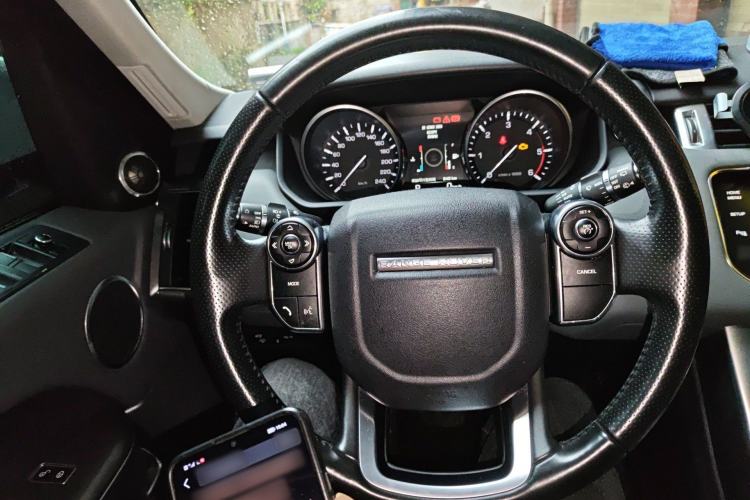 Used Land Rover Range Sport 2015 3.0 SDV6 HSE Steering Wheel