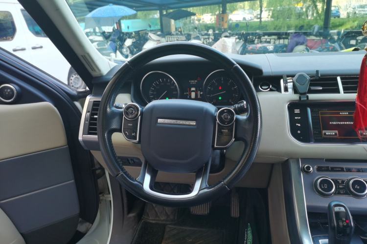 Used Land Rover Range Sport 2015 3.0 SC V6 HSE Steering Wheel