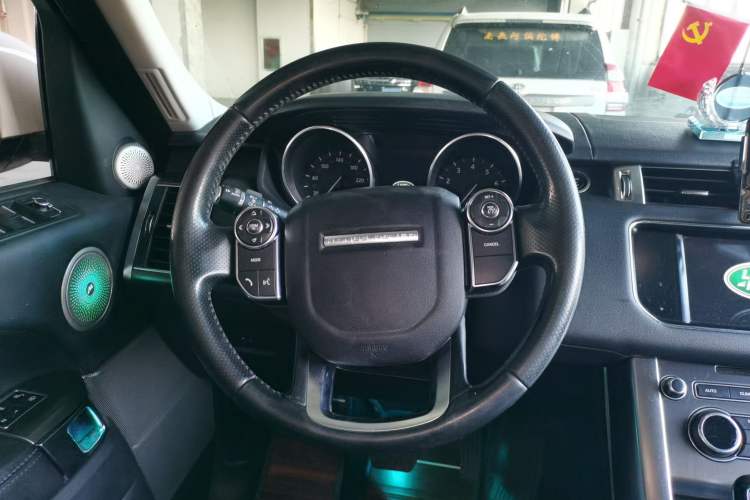 Used Land Rover Range Sport 2015 3.0 SC V6 HSE DYNAMIC Steering Wheel