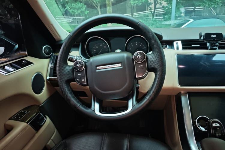 Used Land Rover Range Sport 2015 3.0 SC V6 HSE Steering Wheel