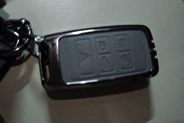 Used Land Rover Range Sport 2015 3.0 SDV6 HSE Vehicle Key