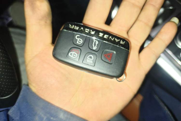 Used Land Rover Range Sport 2015 3.0 SC V6 HSE DYNAMIC Vehicle Key