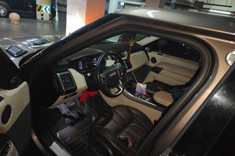 Used Land Rover Range Sport 2015 3.0 SC V6 HSE Driver Seat