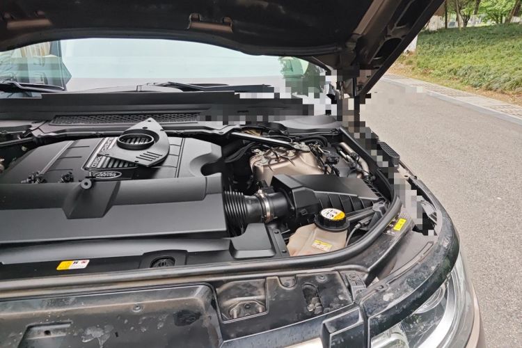 Used Land Rover Range Sport 2015 3.0 SC V6 HSE Engine Bay Left