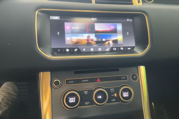 Used Land Rover Range Sport  Audio And AC Panel
