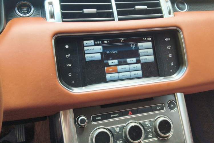 Used Land Rover Range Sport  Audio And AC Panel