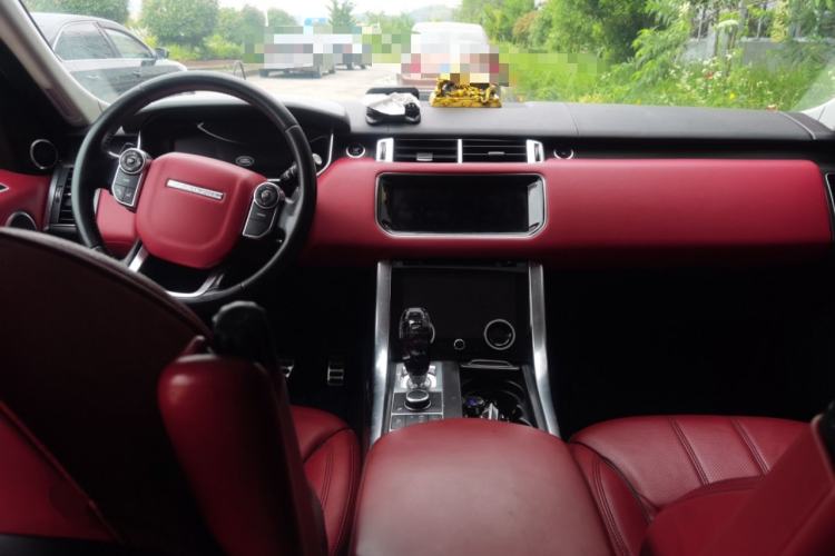 Used Land Rover Range Sport 2016 3.0 SC V6 HSE DYNAMIC Center Console