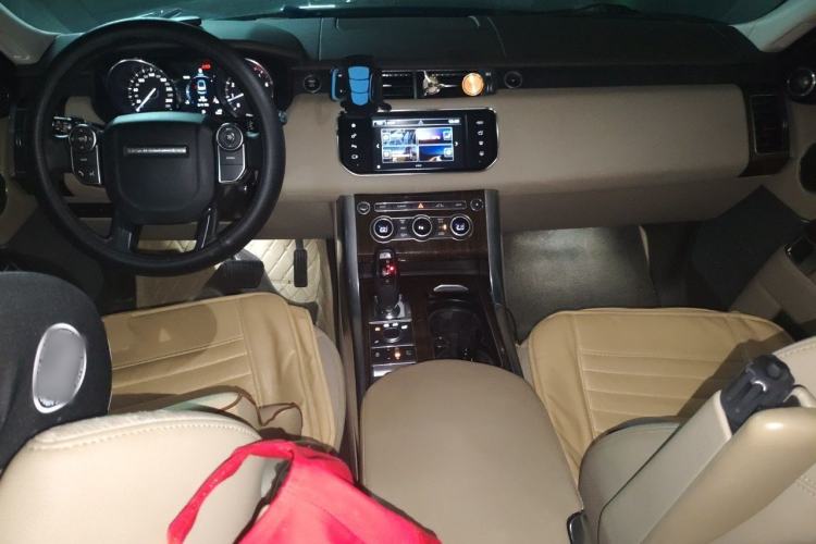 Used Land Rover Range Sport  Center Console