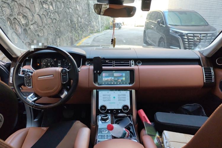 Used Land Rover Range Sport  Center Console