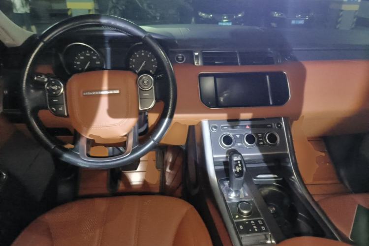 Used Land Rover Range Sport  Center Console