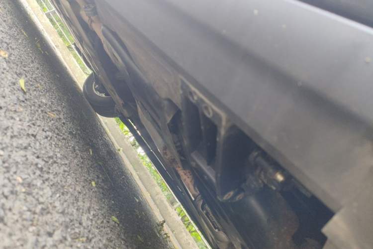 Used Land Rover Range Sport  Chassis Rear Left