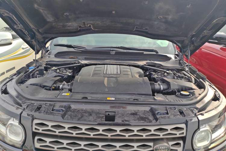 Used Land Rover Range Sport 2016 3.0 SC V6 SE Engine Bay