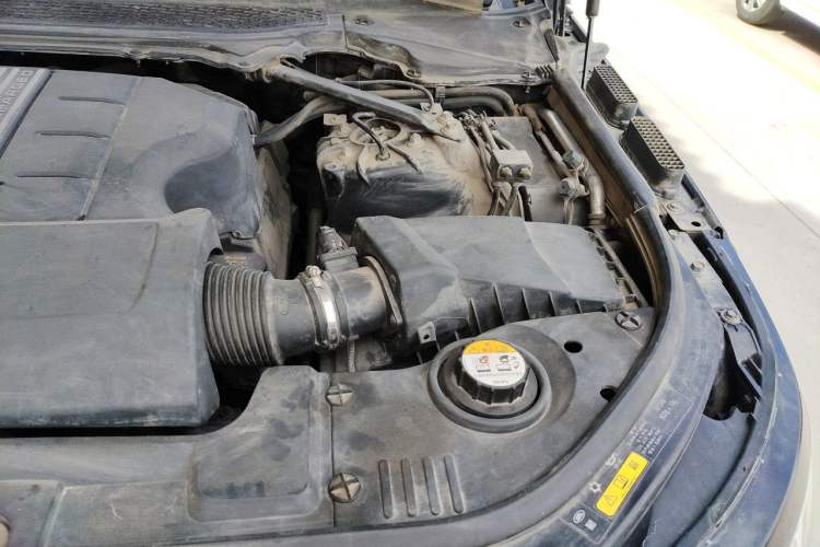 Used Land Rover Range Sport 2016 3.0 SC V6 HSE DYNAMIC Engine Bay Left