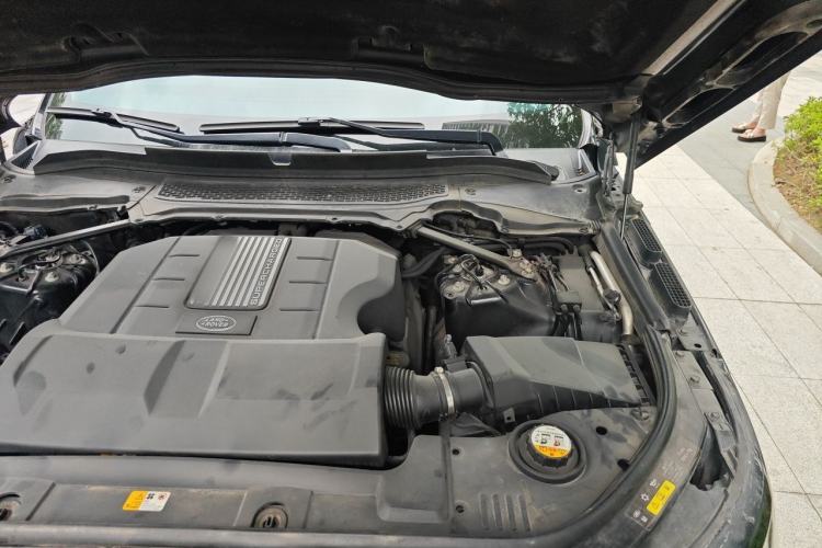 Used Land Rover Range Sport 2016 3.0 SC V6 HST Engine Bay Left