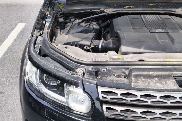 Used Land Rover Range Sport  Engine Bay Right