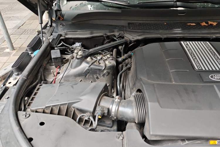 Used Land Rover Range Sport 2016 3.0 SC V6 HSE DYNAMIC Engine Bay Right