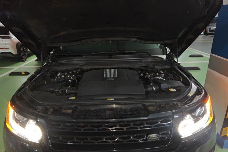 Used Land Rover Range Sport 2016 3.0 SC V6 HSE DYNAMIC Engine Bay