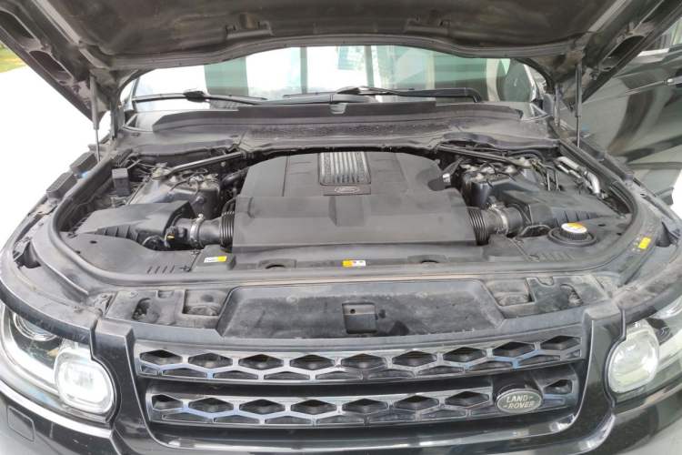 Used Land Rover Range Sport 2016 3.0 SC V6 HSE DYNAMIC Engine Bay