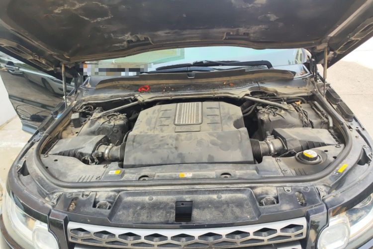 Used Land Rover Range Sport 2016 3.0 SC V6 SE Engine Bay