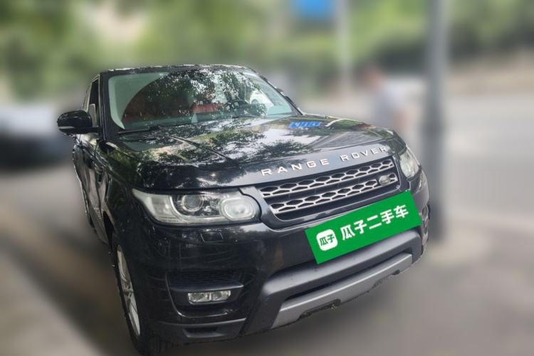 Used Land Rover Range Sport  Front Right 45 Deg