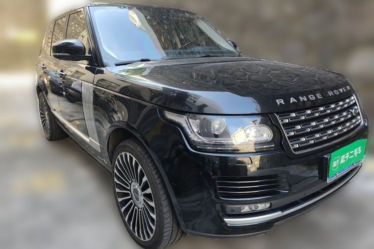 Used Land Rover Range Sport  Front Right 45 Deg