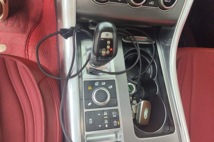 Used Land Rover Range Sport  Gear Lever