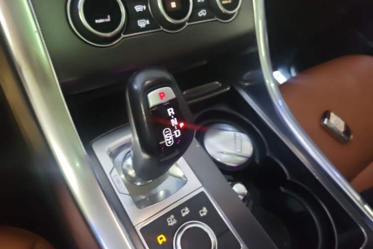 Used Land Rover Range Sport 2016 3.0 SC V6 HSE DYNAMIC Gear Lever
