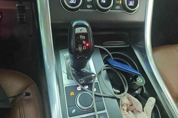 Used Land Rover Range Sport 2016 3.0 SC V6 HSE DYNAMIC Gear Lever