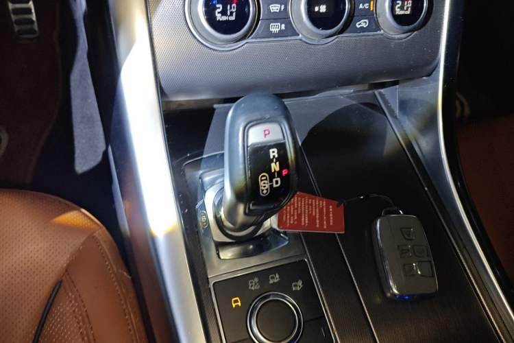 Used Land Rover Range Sport 2016 3.0 SC V6 HSE DYNAMIC Gear Lever