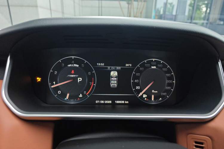 Used Land Rover Range Sport 2016 3.0 SC V6 HST Instrument Cluster
