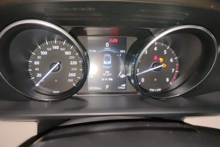 Used Land Rover Range Sport 2016 3.0 SC V6 HSE Instrument Cluster