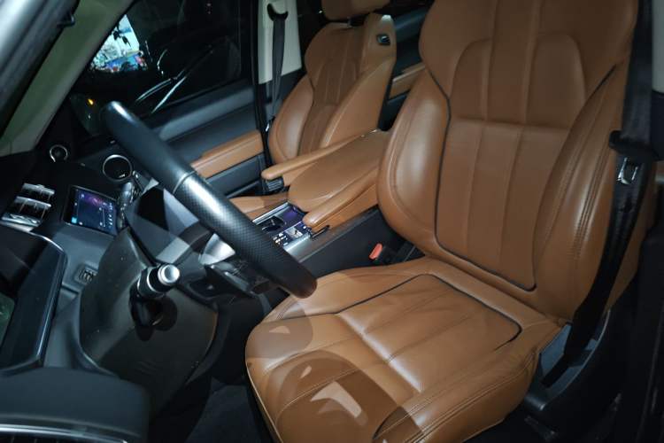 Used Land Rover Range Sport 2016 3.0 SC V6 HSE DYNAMIC Left Front Seat
