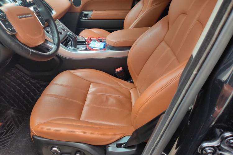 Used Land Rover Range Sport  Left Front Seat